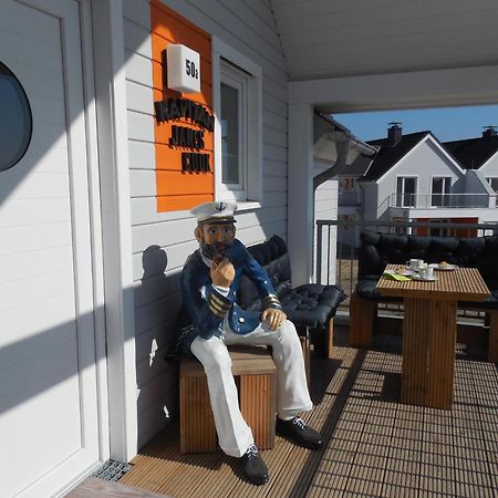 Fewo Kapitän James Cook by Seeblick Ferien ORO, Wasserbett, E-Ladesäule, Olpenitz Exterior foto